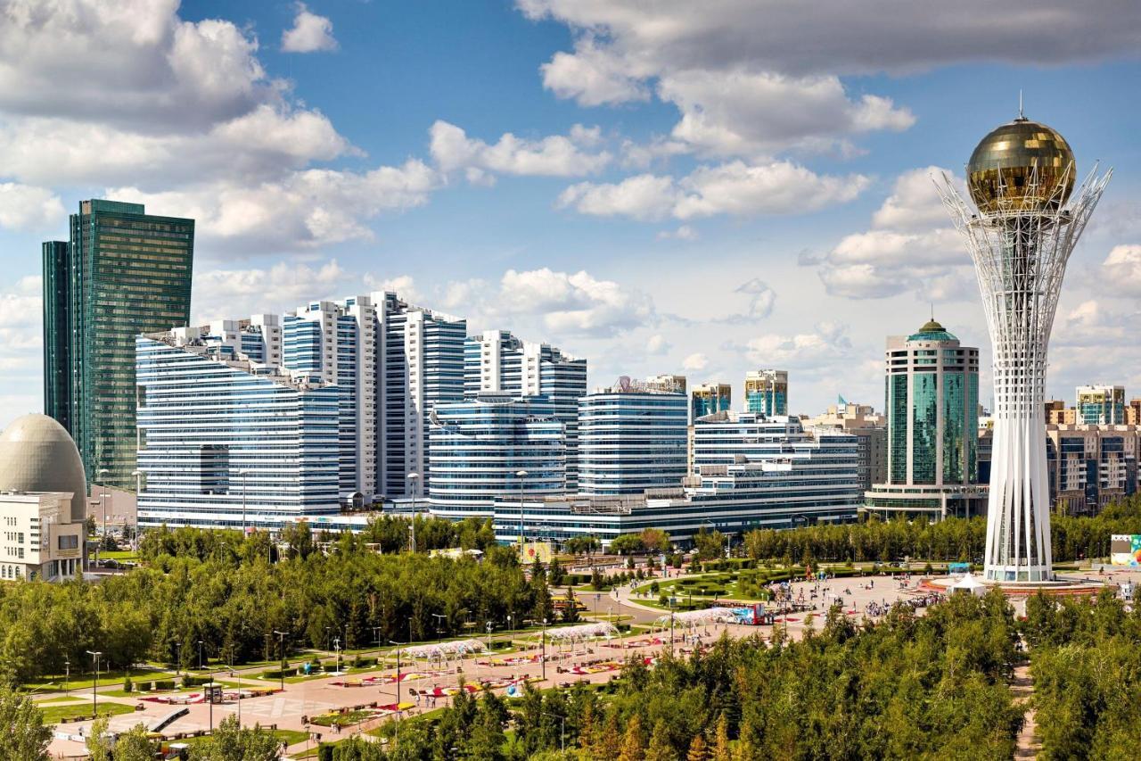The Ritz-Carlton, Astana Hotel Exterior foto